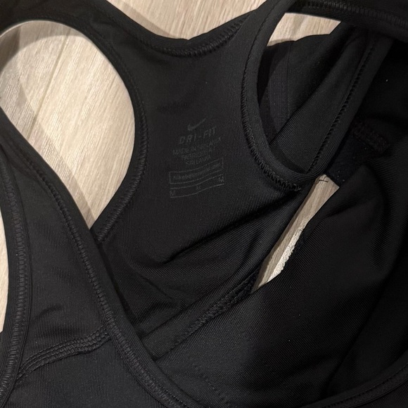 Nike Pro Black Sports Bra - Picture 3 of 3